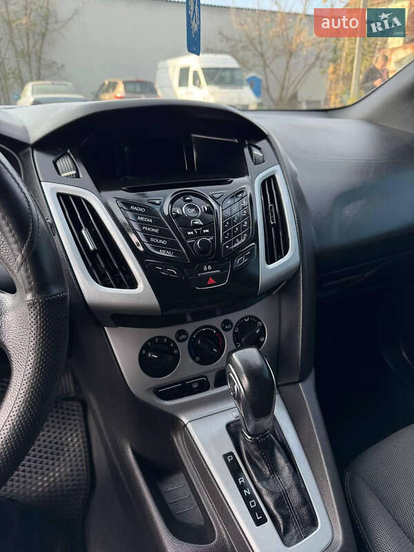 Седан Ford Focus 2014 в Черновцах фото 13 Седан Ford Focus 2014 в Черновцах