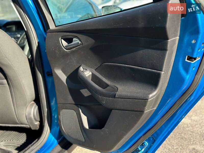 Седан Ford Focus 2015 в Виннице фото 22 Седан Ford Focus 2015 в Виннице