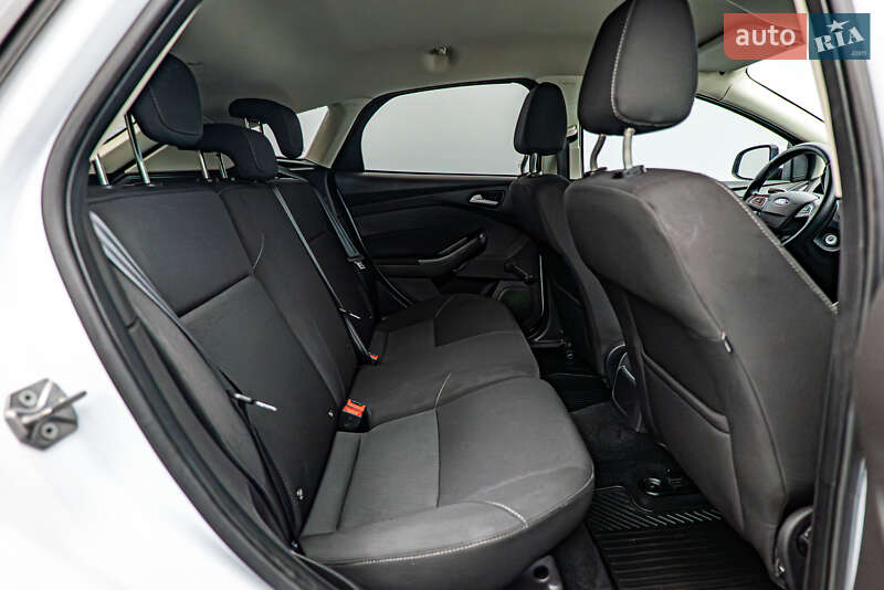 Хетчбек Ford Focus 2015 в Києві фото 16 Хетчбек Ford Focus 2015 в Києві