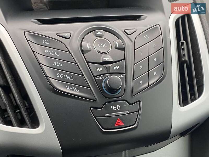 Хэтчбек Ford Focus 2013 в Киеве фото 17 Хэтчбек Ford Focus 2013 в Киеве