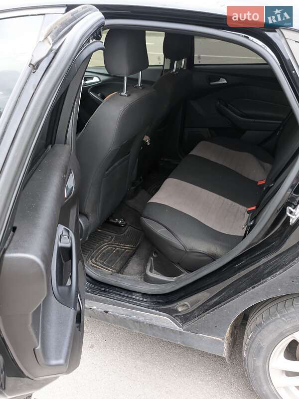 Седан Ford Focus 2017 в Ужгороде фото 4 Седан Ford Focus 2017 в Ужгороде