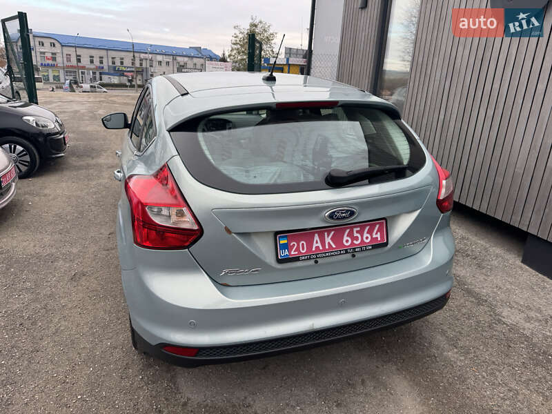Хэтчбек Ford Focus 2014 в Тернополе фото 7 Хэтчбек Ford Focus 2014 в Тернополе