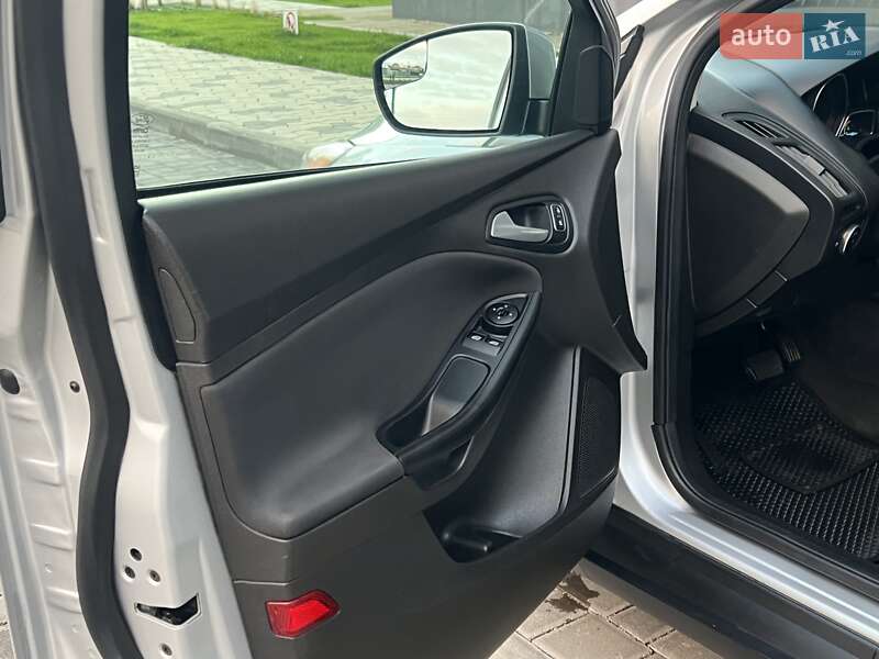 Седан Ford Focus 2015 в Одессе