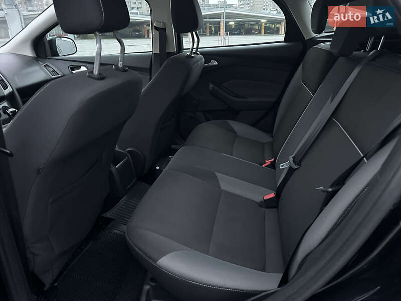 Хэтчбек Ford Focus 2012 в Киеве