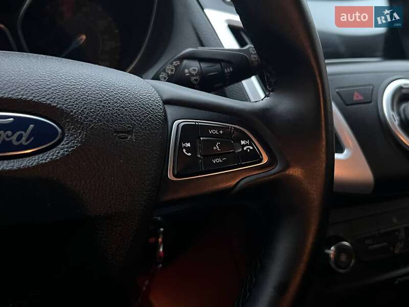Хэтчбек Ford Focus 2017 в Киеве фото 20 Хэтчбек Ford Focus 2017 в Киеве
