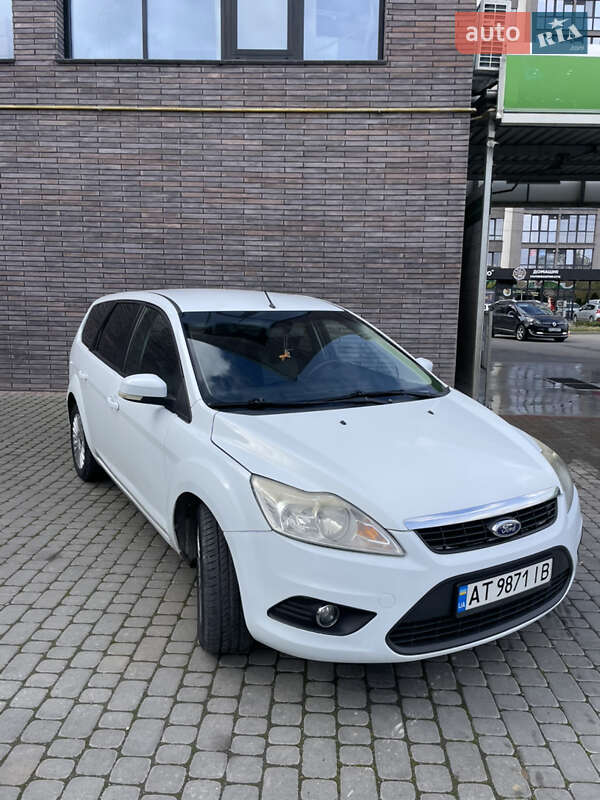 Універсал Ford Focus 2011 в Івано-Франківську фото 2 Універсал Ford Focus 2011 в Івано-Франківську