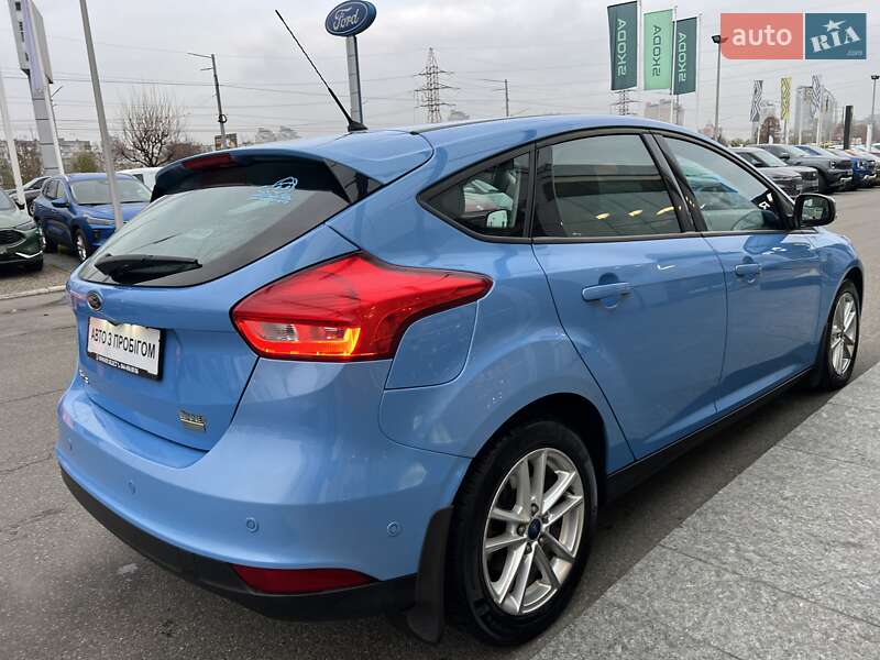 Хэтчбек Ford Focus 2016 в Киеве