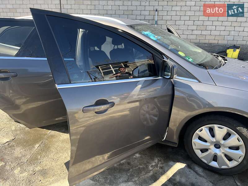 Универсал Ford Focus 2011 в Первомайске фото 2 Универсал Ford Focus 2011 в Первомайске