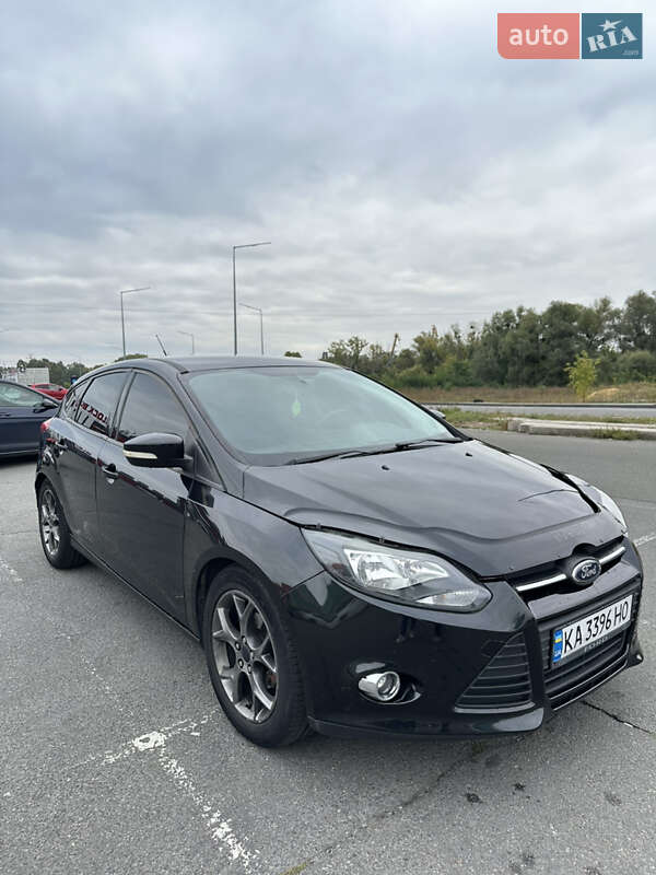 Хэтчбек Ford Focus 2013 в Киеве фото 3 Хэтчбек Ford Focus 2013 в Киеве