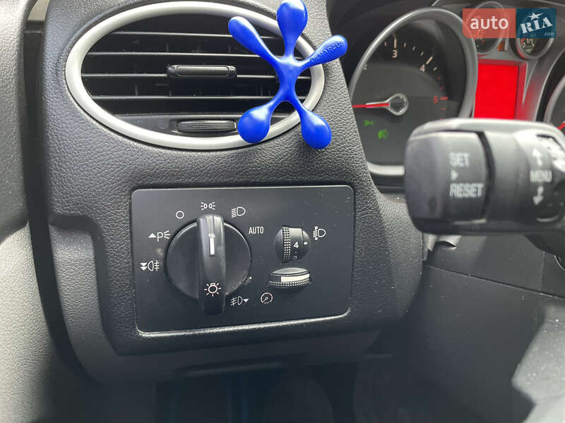 Універсал Ford Focus 2009 в Вишнівці