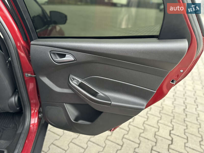 Седан Ford Focus 2016 в Коломиї