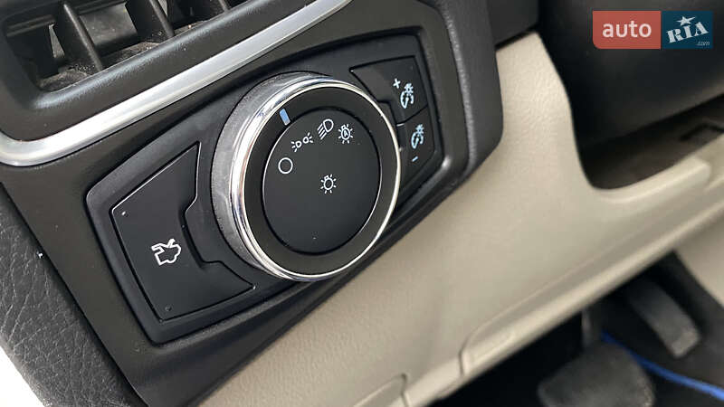 Хетчбек Ford Focus 2014 в Луцьку