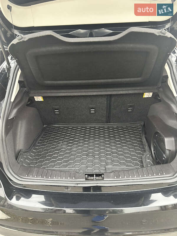 Хэтчбек Ford Focus 2016 в Киеве фото 24 Хэтчбек Ford Focus 2016 в Киеве