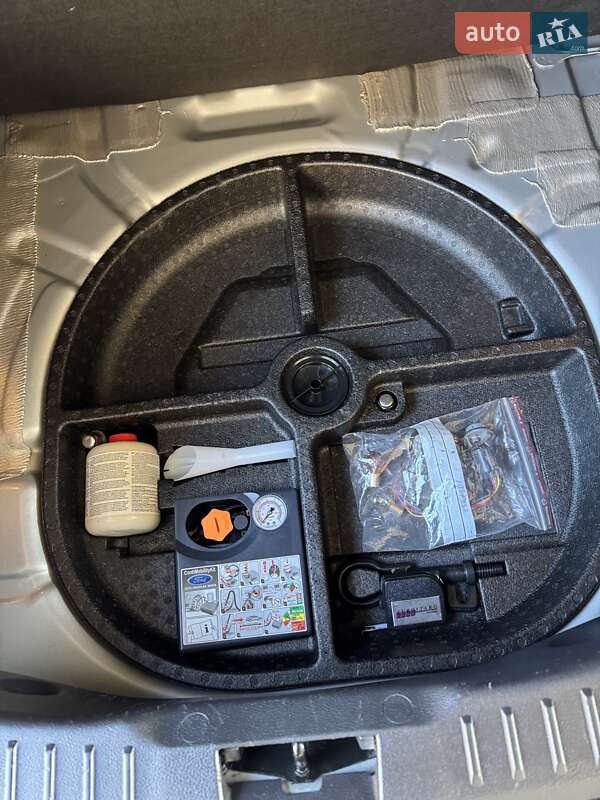 Хэтчбек Ford Focus 2013 в Луцке