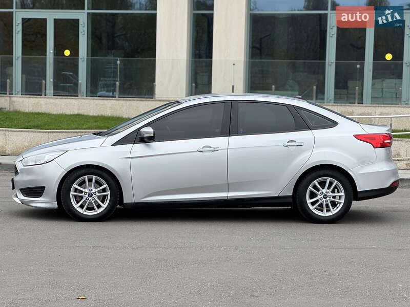 Седан Ford Focus 2017 в Дніпрі фото 7 Седан Ford Focus 2017 в Дніпрі