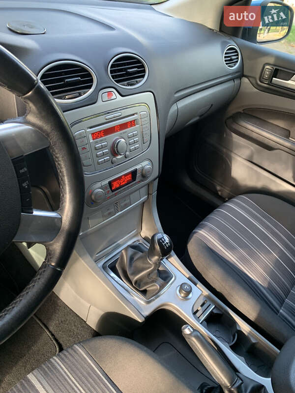 Універсал Ford Focus 2008 в Рівному фото 17 Універсал Ford Focus 2008 в Рівному