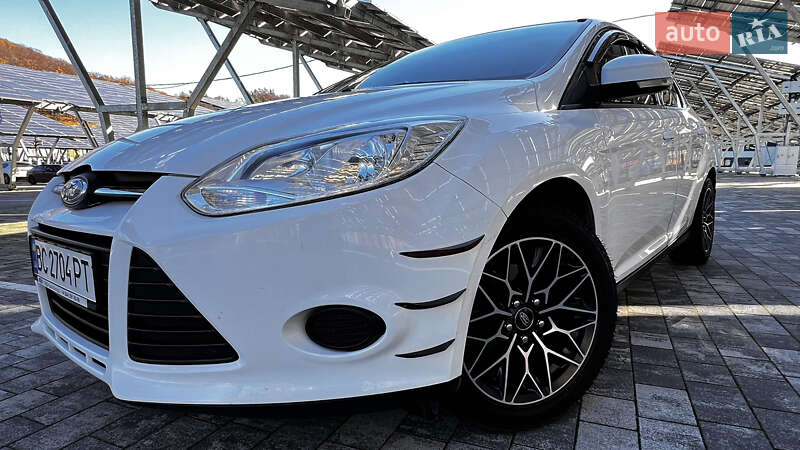 Седан Ford Focus 2013 в Винниках