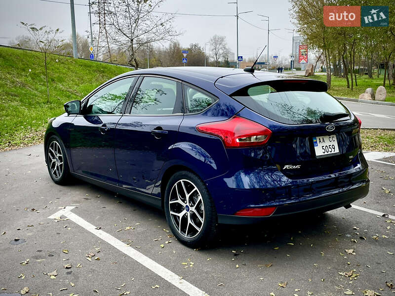 Хэтчбек Ford Focus 2017 в Киеве