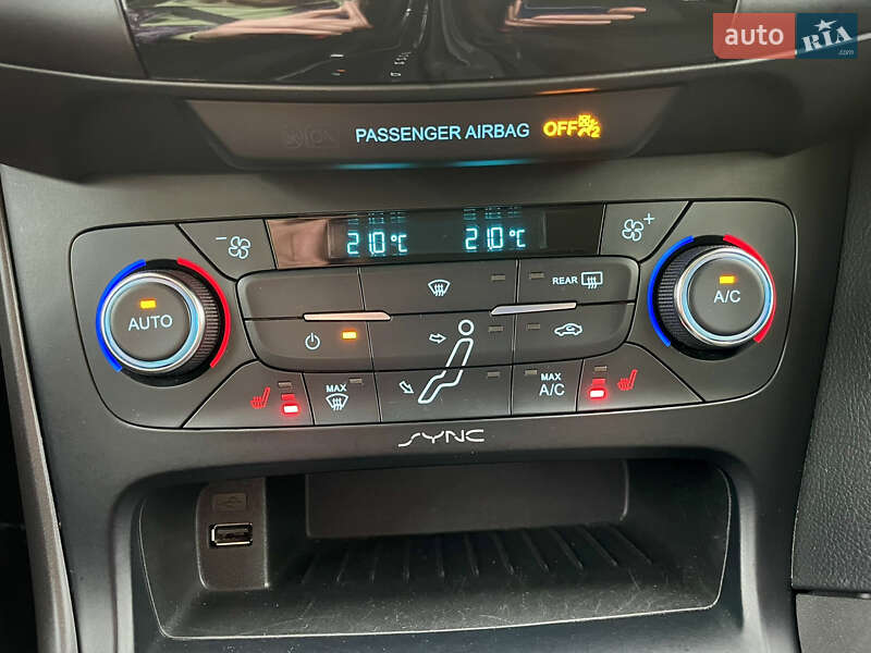 Хэтчбек Ford Focus 2017 в Киеве