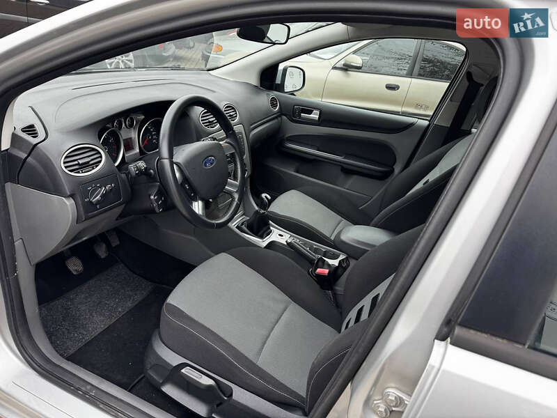 Універсал Ford Focus 2010 в Дніпрі