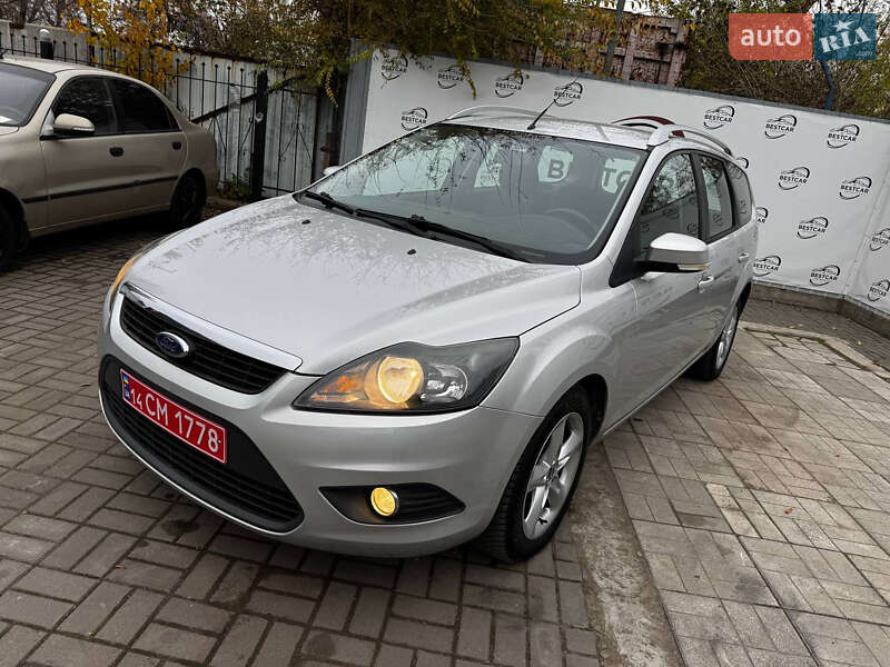 Універсал Ford Focus 2010 в Дніпрі