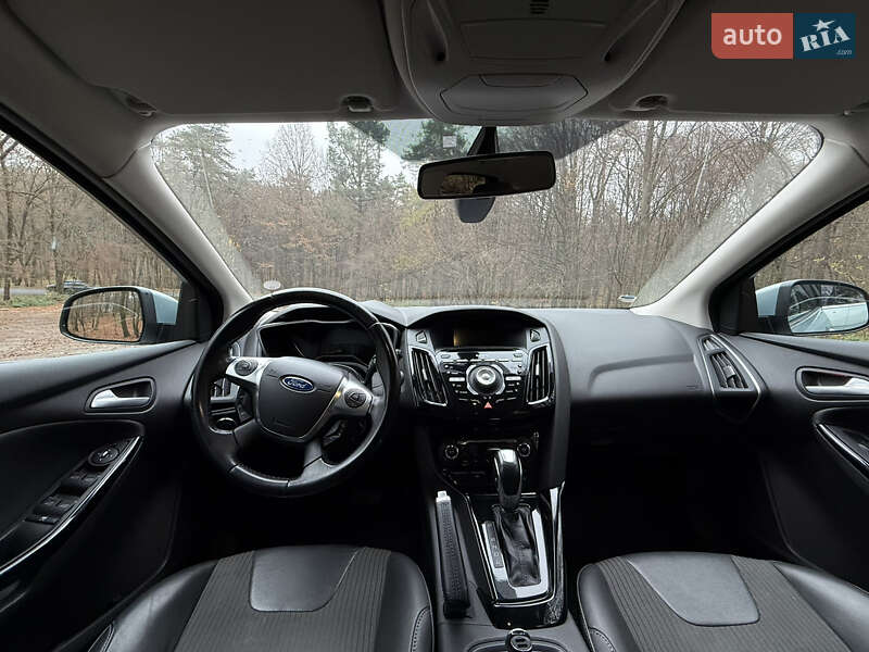 Хэтчбек Ford Focus 2013 в Львове