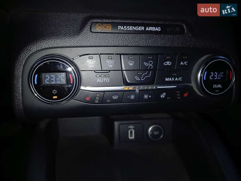 Хэтчбек Ford Focus 2019 в Киеве