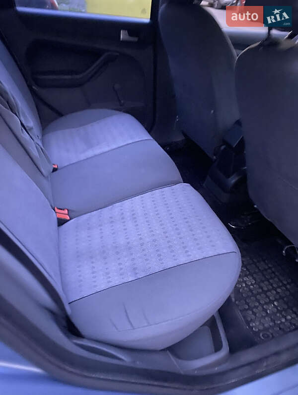 Седан Ford Focus 2006 в Львове