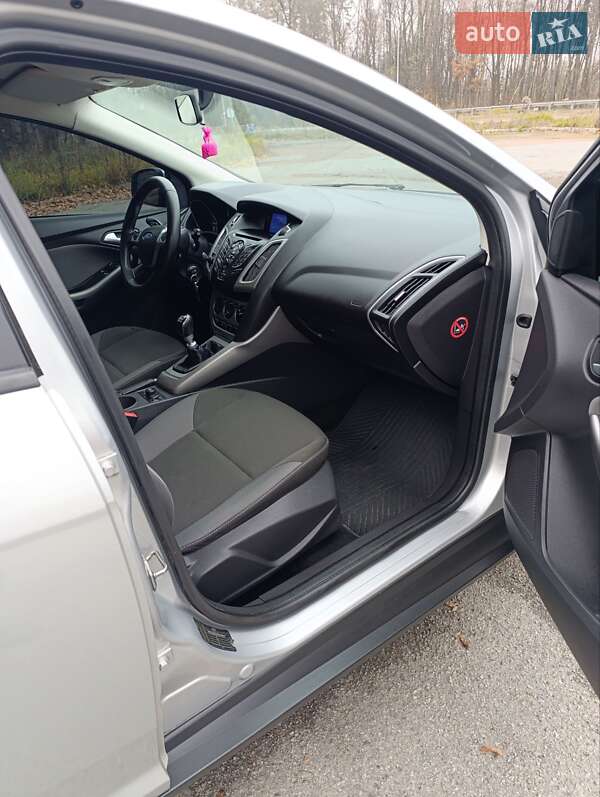 Универсал Ford Focus 2011 в Житомире фото 16 Универсал Ford Focus 2011 в Житомире