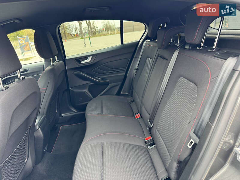 Хэтчбек Ford Focus 2020 в Бродах