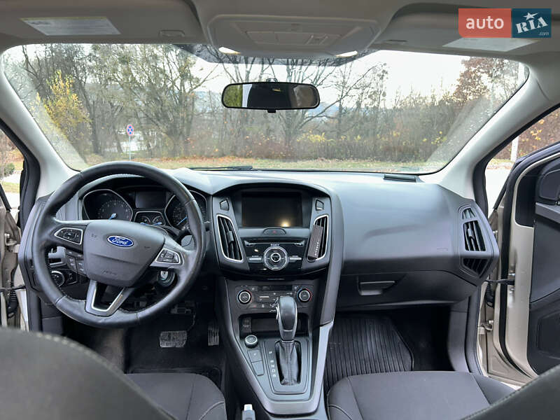 Седан Ford Focus 2017 в Львове
