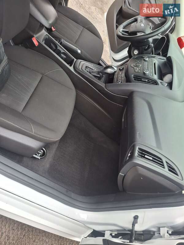 Седан Ford Focus 2015 в Николаеве