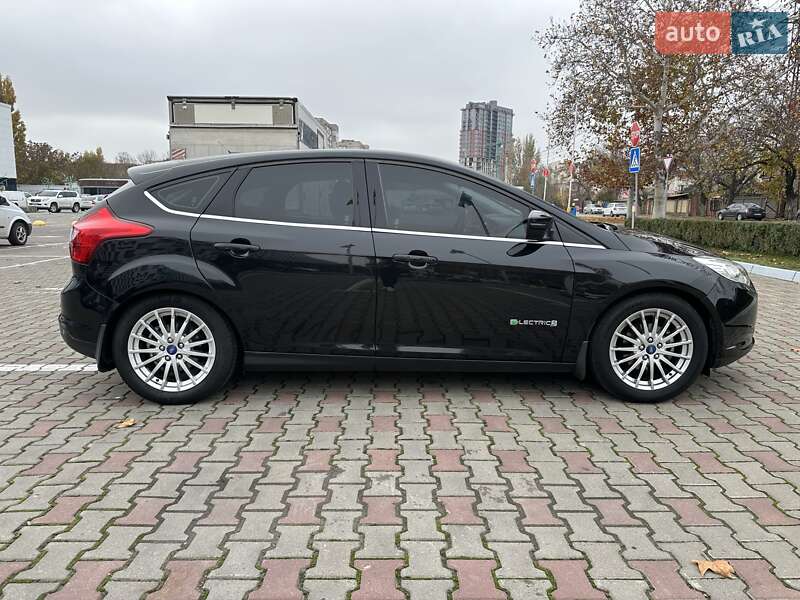 Хэтчбек Ford Focus 2013 в Одессе фото 8 Хэтчбек Ford Focus 2013 в Одессе