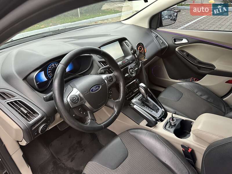 Хэтчбек Ford Focus 2013 в Одессе фото 12 Хэтчбек Ford Focus 2013 в Одессе