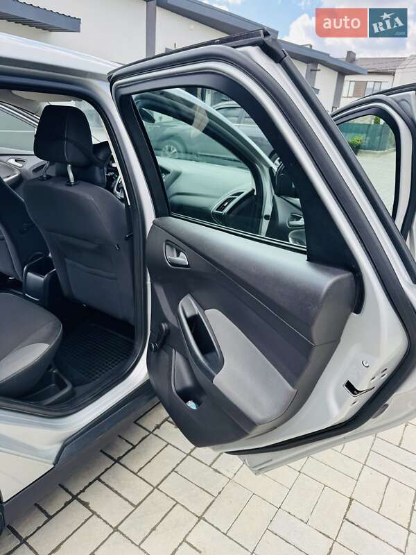 Универсал Ford Focus 2014 в Ровно фото 18 Универсал Ford Focus 2014 в Ровно