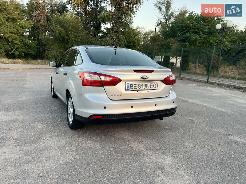 Седан Ford Focus 2012 в Запорожье фото 5 Седан Ford Focus 2012 в Запорожье