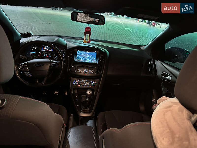 Универсал Ford Focus 2017 в Луцке фото 6 Универсал Ford Focus 2017 в Луцке