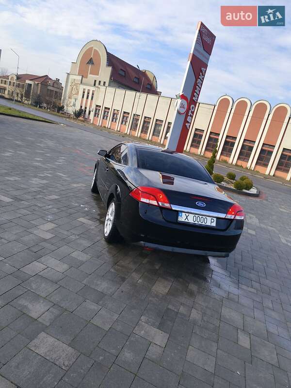 Кабриолет Ford Focus 2009 в Хусте
