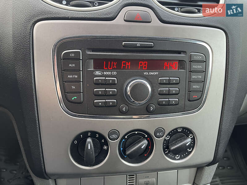 Хетчбек Ford Focus 2010 в Житомирі