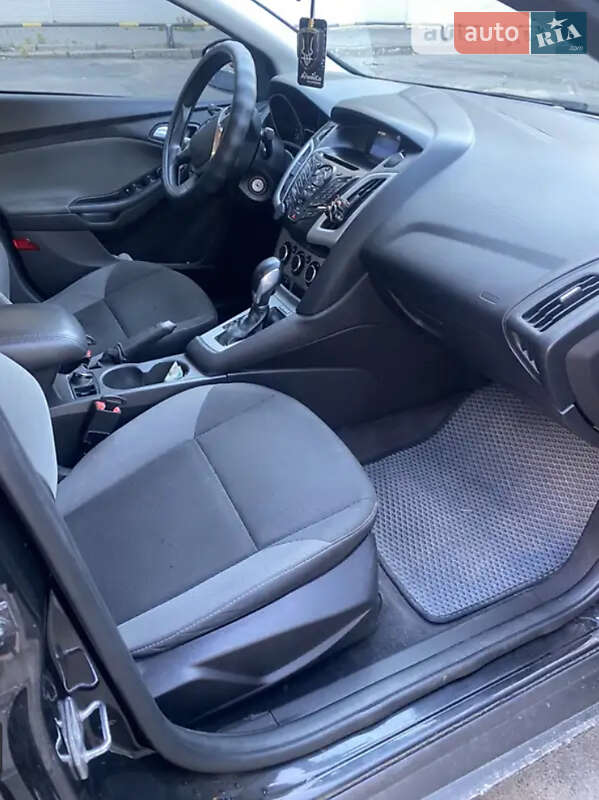 Седан Ford Focus 2014 в Николаеве фото 6 Седан Ford Focus 2014 в Николаеве