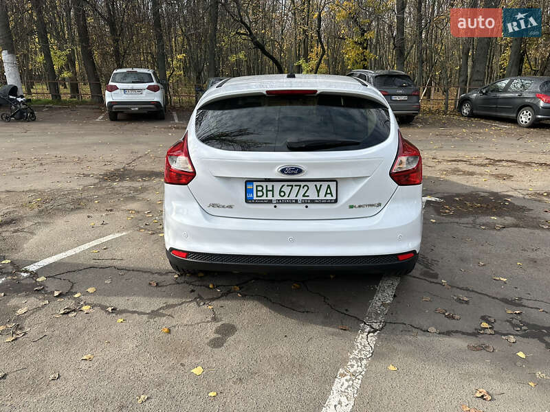 Хетчбек Ford Focus 2013 в Одесі фото 8 Хетчбек Ford Focus 2013 в Одесі