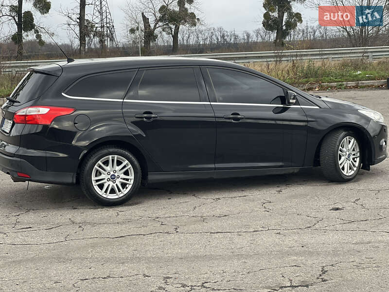 Универсал Ford Focus 2014 в Киеве фото 2 Универсал Ford Focus 2014 в Киеве
