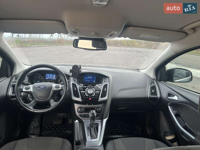 Универсал Ford Focus 2014 в Киеве фото 17 Универсал Ford Focus 2014 в Киеве