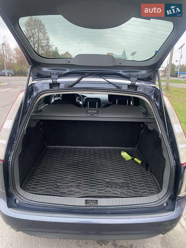 Универсал Ford Focus 2009 в Луцке