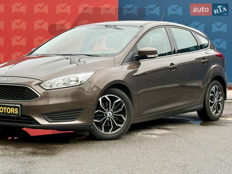 Хэтчбек Ford Focus 2017 в Киеве