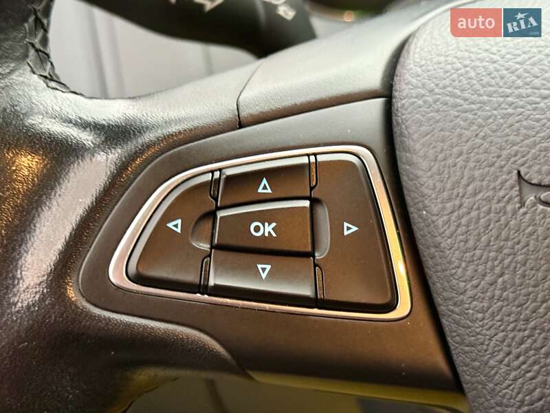 Хэтчбек Ford Focus 2017 в Киеве
