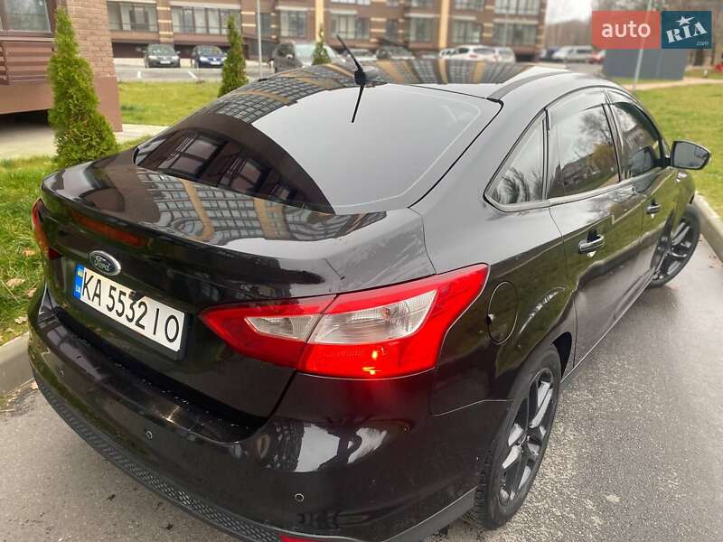 Седан Ford Focus 2014 в Чернигове