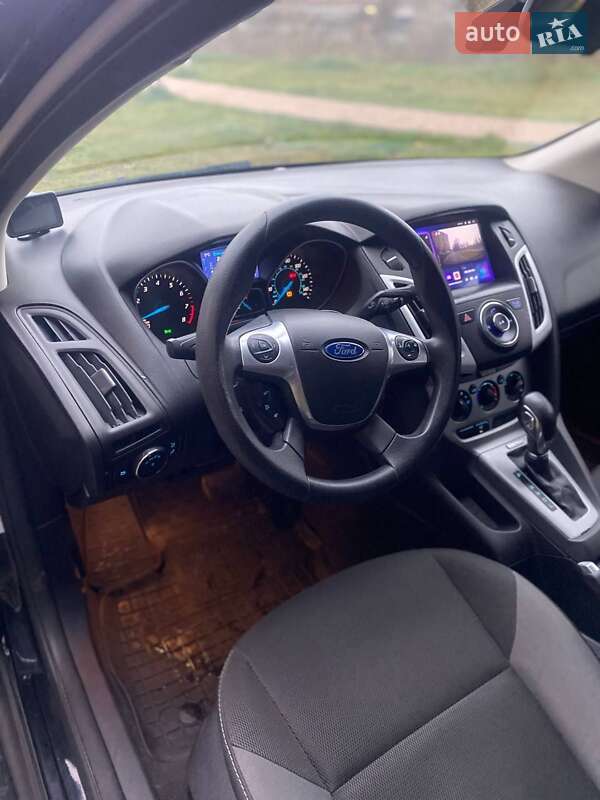 Седан Ford Focus 2014 в Чернигове
