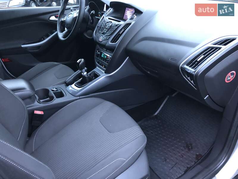 Универсал Ford Focus 2013 в Ивано-Франковске