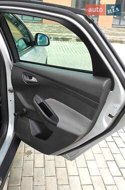 Хетчбек Ford Focus 2011 в Львові